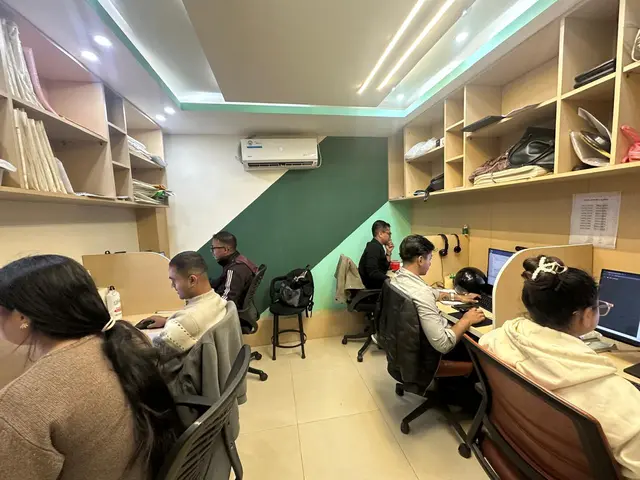 GIEC compliance and documentation team at work